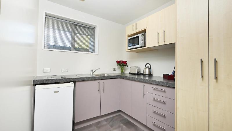 Arthur's Court Motor Lodge - image 30
