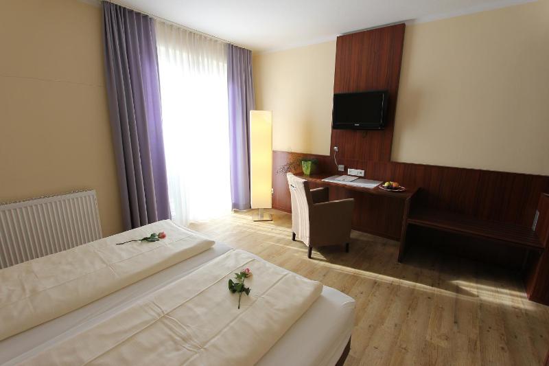 Comfort Double Room image 2