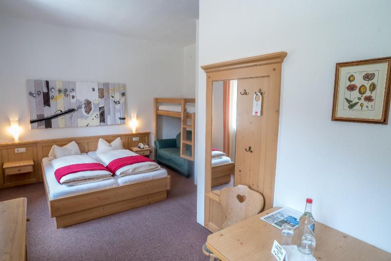 Double Room with Panoramic View image 4