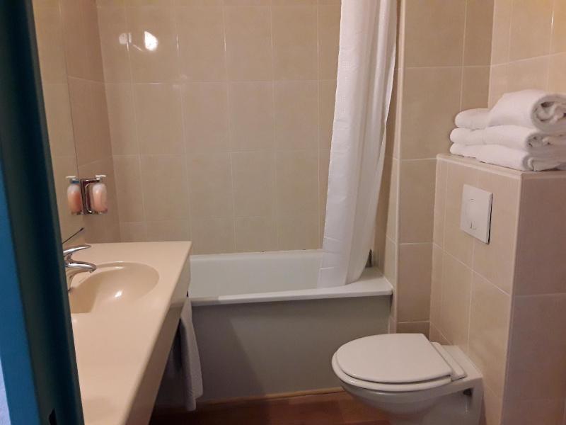 Double Room image 2