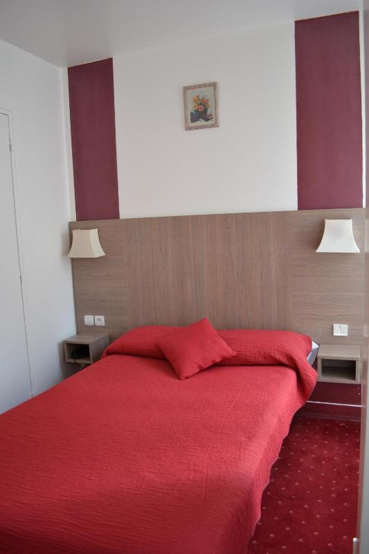 Single Room image 3
