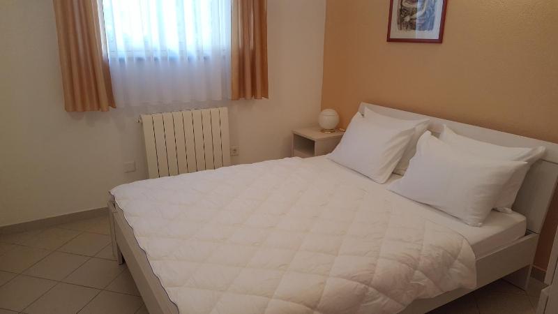 Apartment image 2