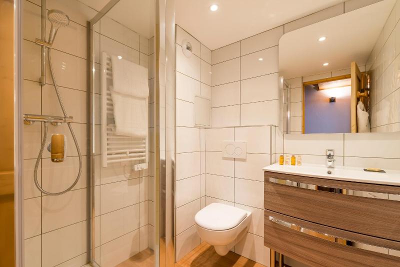 Traditional Double Room image 3