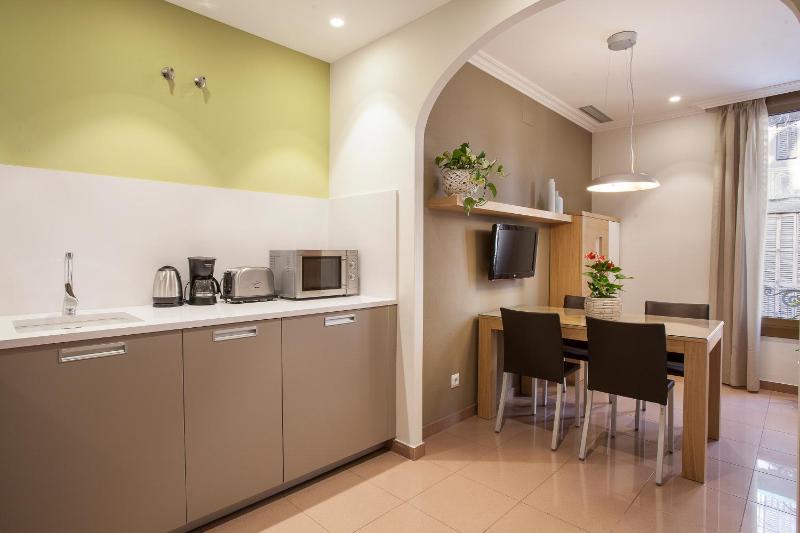 Apartment image 3