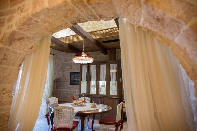 Trullo Three-Bedroom Apartment image 3