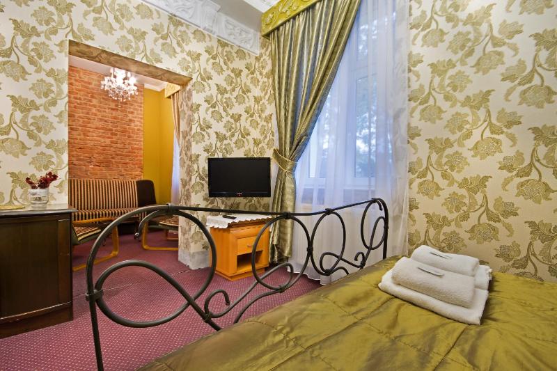 Triple Room image 3