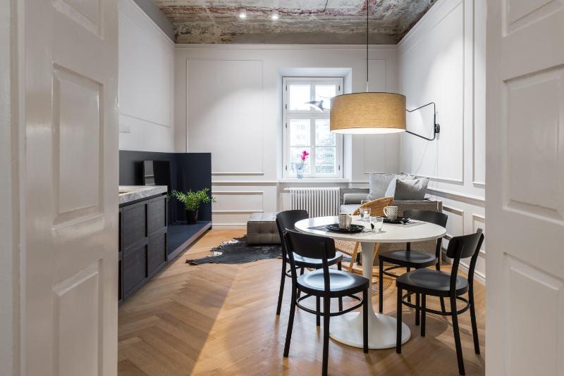 Superior Apartment image 2
