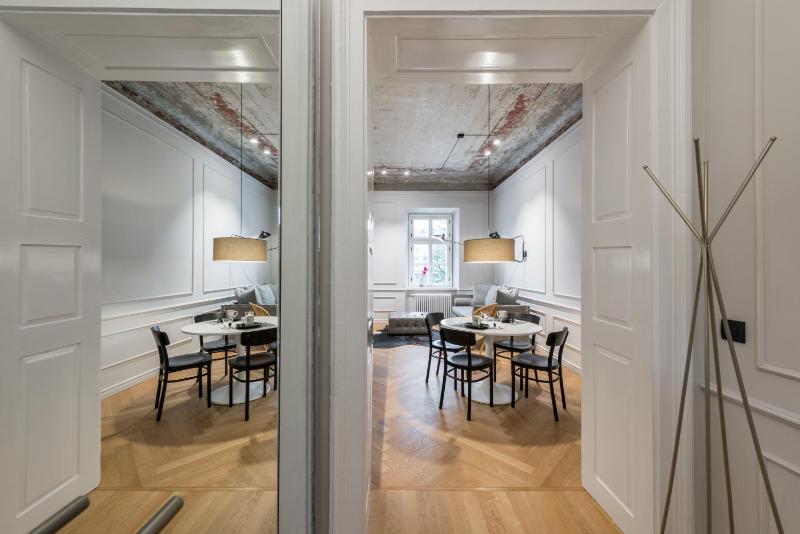 Superior Apartment image 3