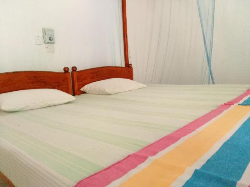 Sunnys Beach Guest House - image 7