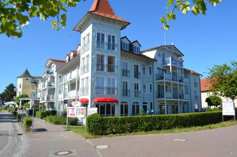 Ferienappartement und Economyzimmer Residenz Waldkrone - image 1
