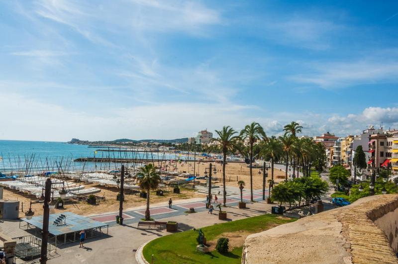Hola Sitges Apartments - image 2
