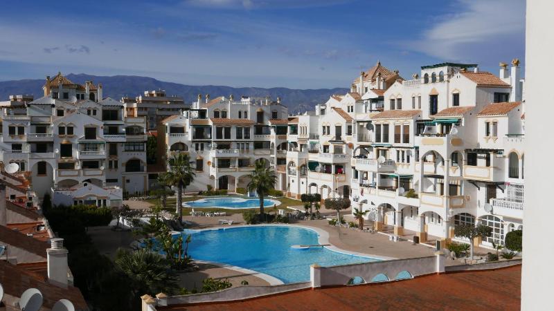 Apartamentos Roquetas Beach - image 15