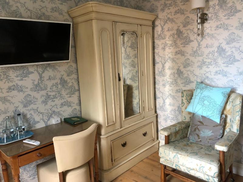 Superior Double Room image 2