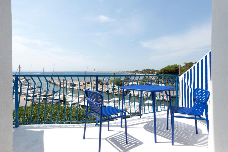 Double Room with Sea View and Balcony - First Floor image 1