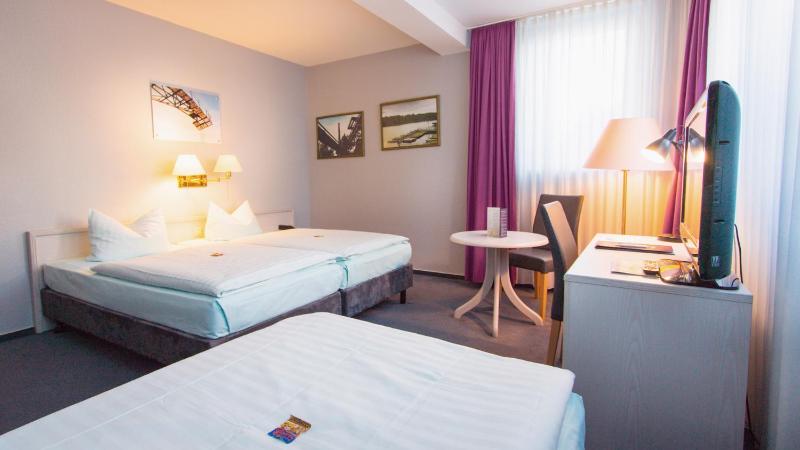 Triple Room image 3