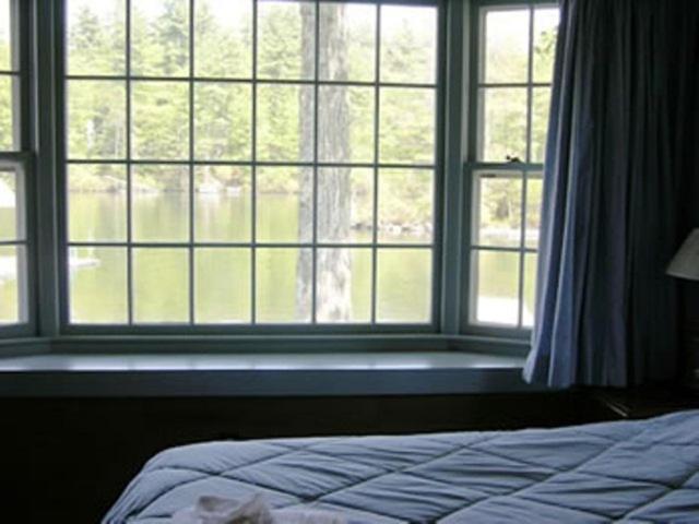 Three-Bedroom Lodge - South image 3