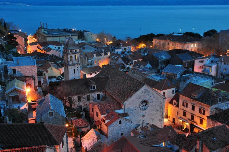 Villa Mama - Traditional Apartments in Omis free parking - image 4