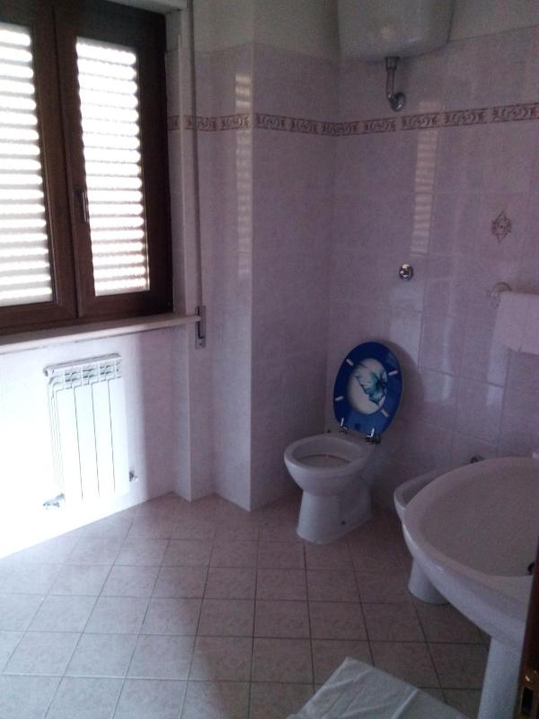 Double Room image 2