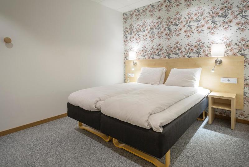 Double or Twin Room - No Window image 1