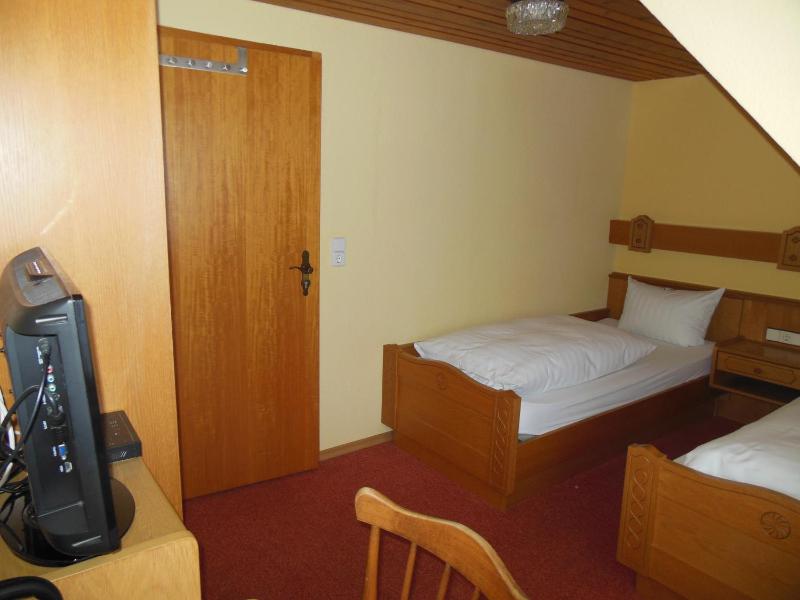 Small Twin Room Street Side image 1