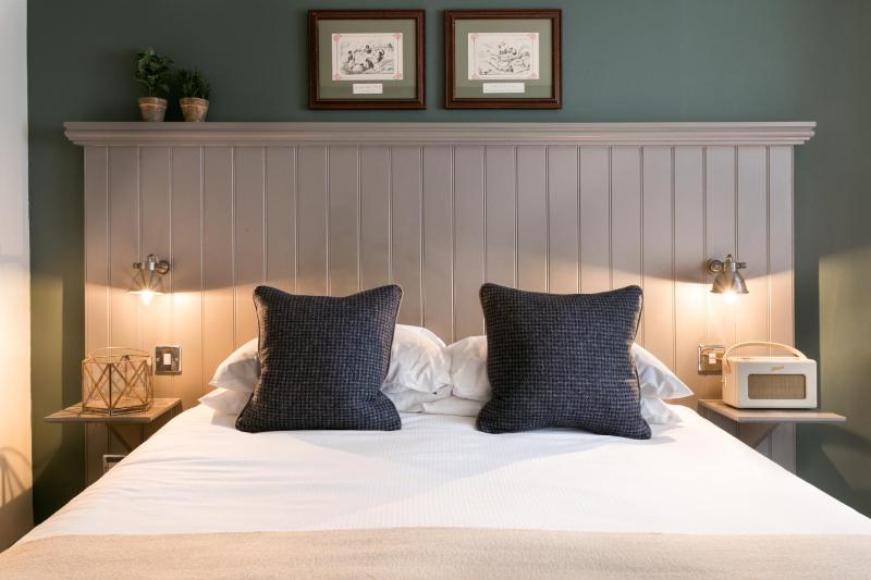 Cosy Double Room image 4