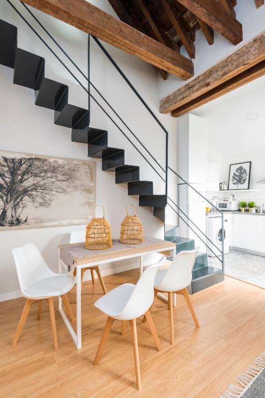 Two Bedroom Duplex Apartment with Terrace image 3