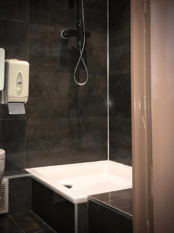 Bed in 4-Bed Mixed Dormitory Room image 3