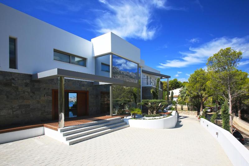 Villamargreenwich - image 1