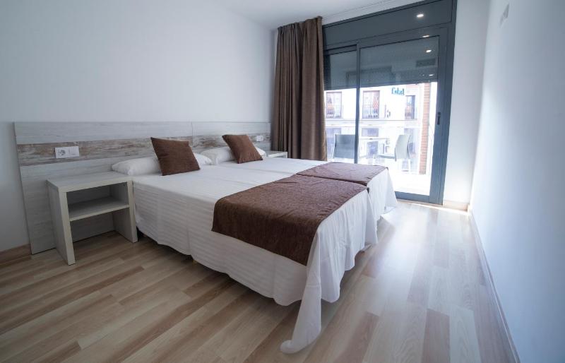 Two-Bedroom Apartment image 3