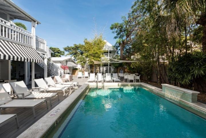 Alexander's Guesthouse-Adult Exclusive - image 36