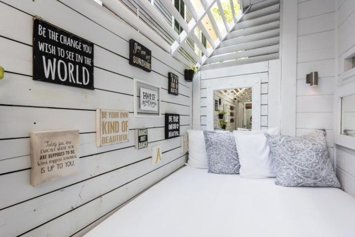 Alexander's Guesthouse-Adult Exclusive - image 25