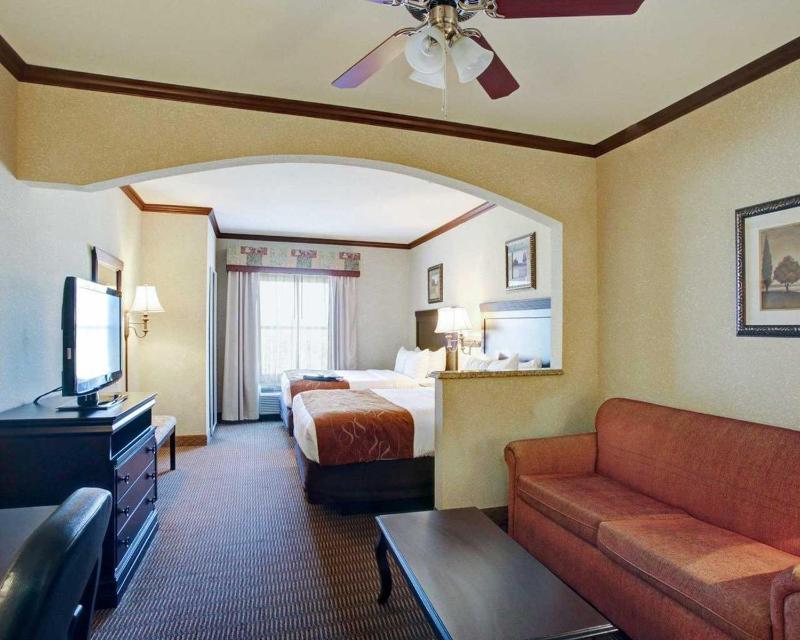 Room #49189405 image 1