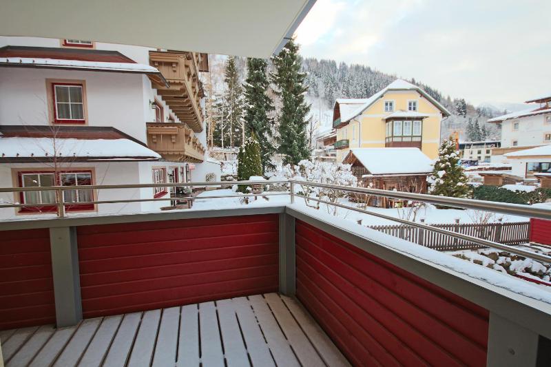Two-Bedroom Apartment with Terrace image 2