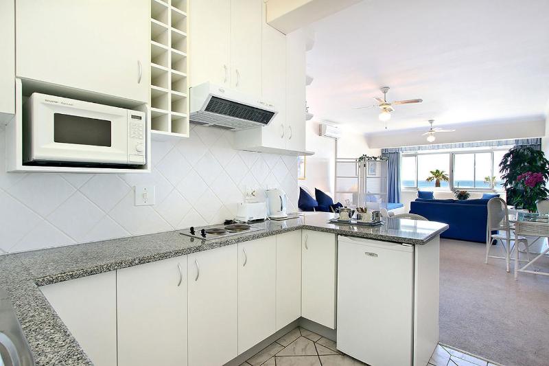 One-Bedroom Apartment image 3