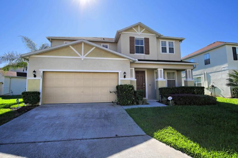 Four-Bedroom Holiday Home image 2