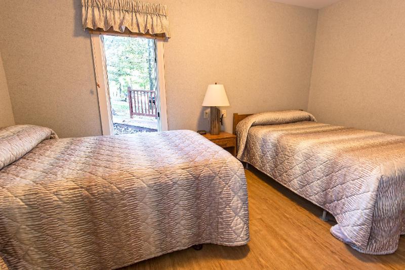 1 Bedroom Cottage image 3