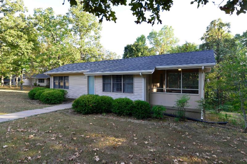 1 Bedroom Cottage King  image 1