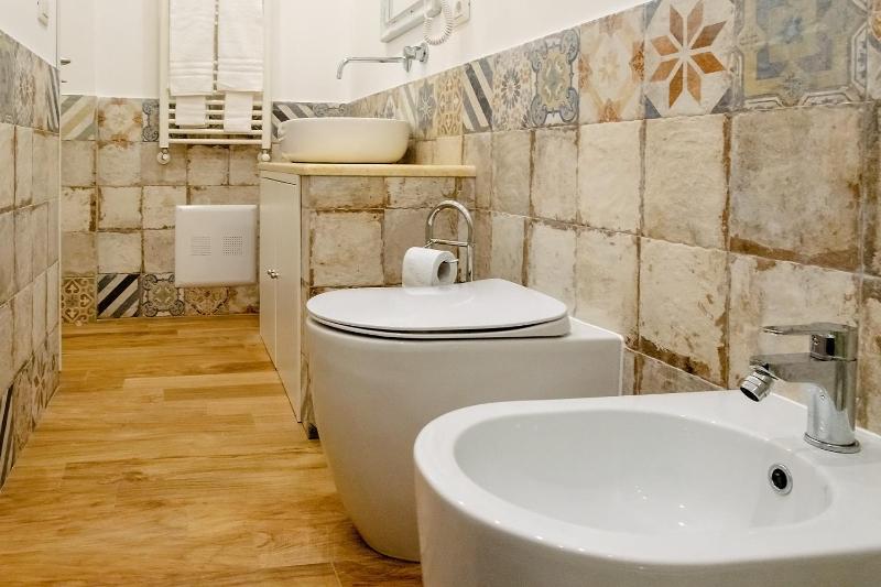 Quadruple Room image 4