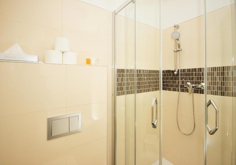 Executive Suite image 2