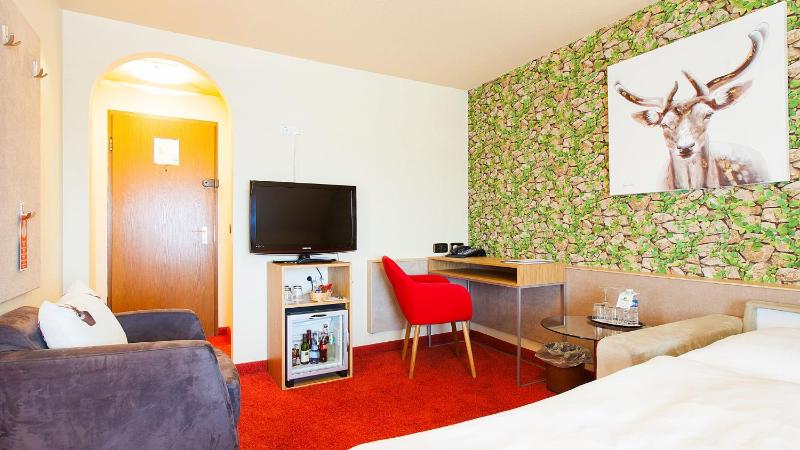 Junior Suite Deluxe image 2