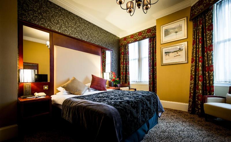 Superior Double Room image 2