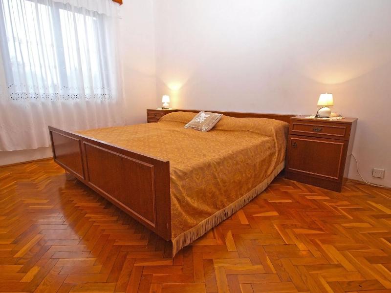 Apartment image 2