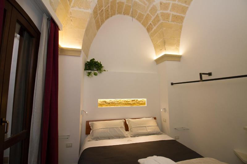 Standard  Room image 2