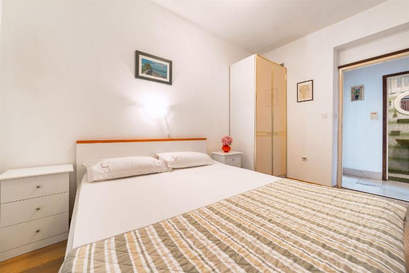 Two-Bedroom Apartment - First Floor image 4