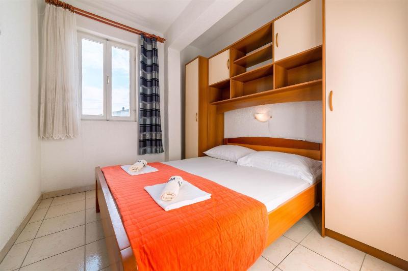Two-Bedroom Apartment with Balcony image 3