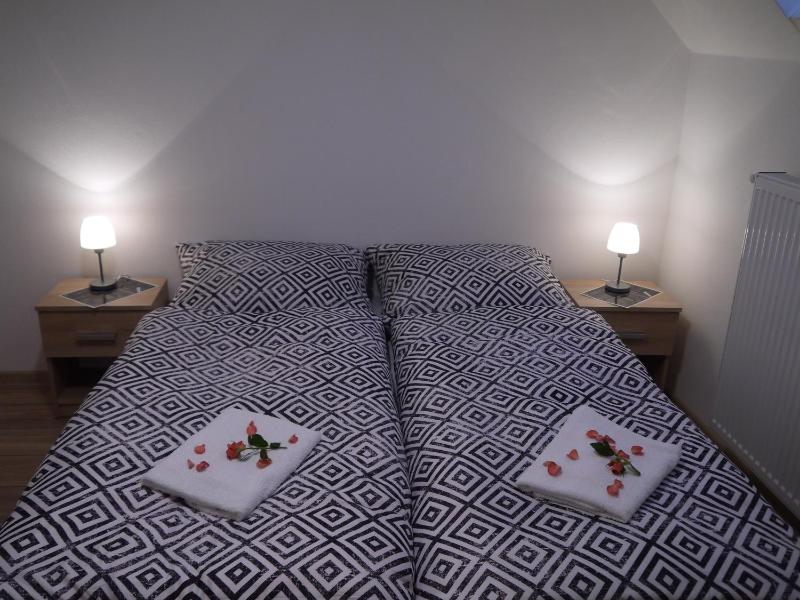 Double Room with Private Bathroom image 2