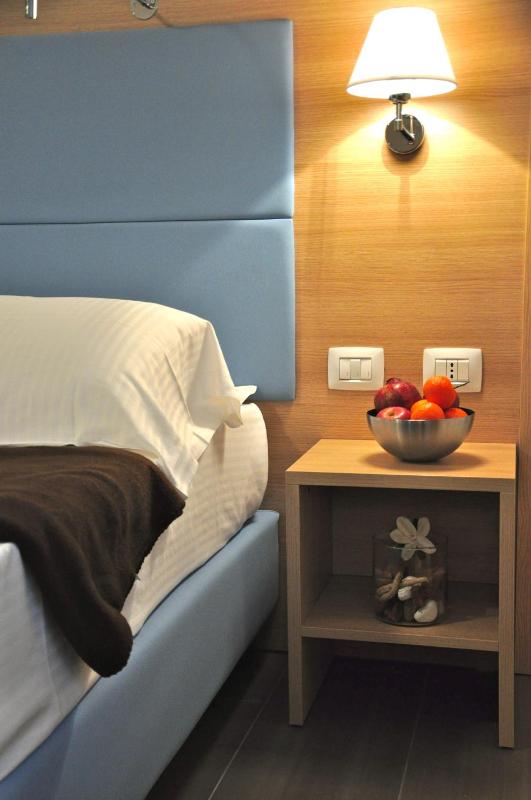 Double or Twin Room image 3