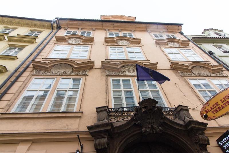 Karlova Apartment - image 12
