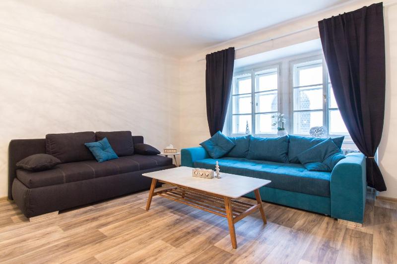 Karlova Apartment - image 5