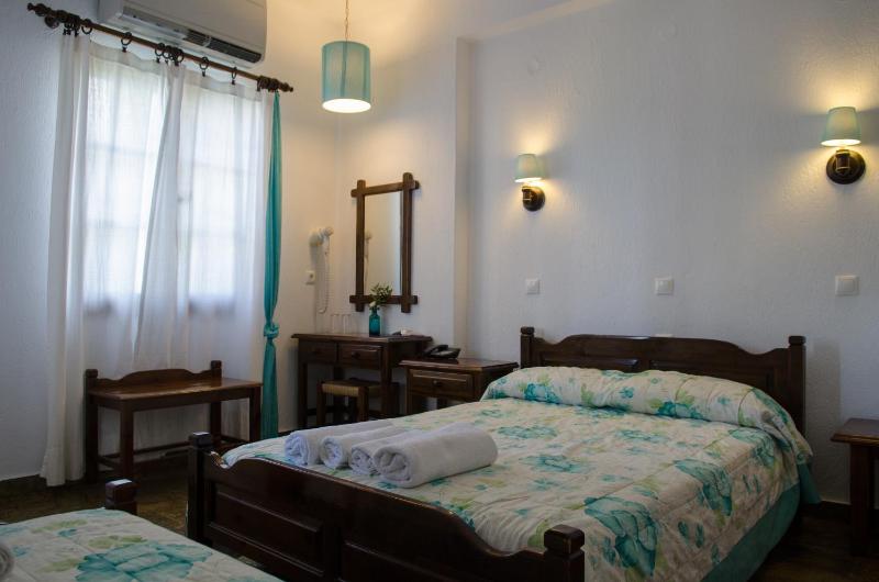 Elli Hotel - image 32